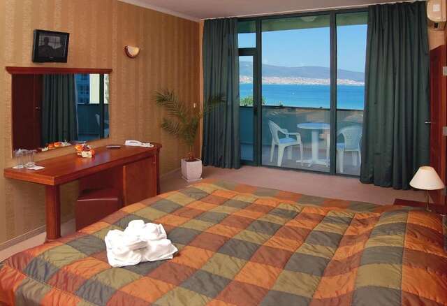 Отель Hotel Colosseum Солнечный Берег-41